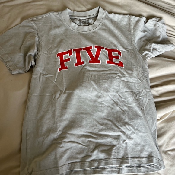 FIVE tee - Picture 2 of 6